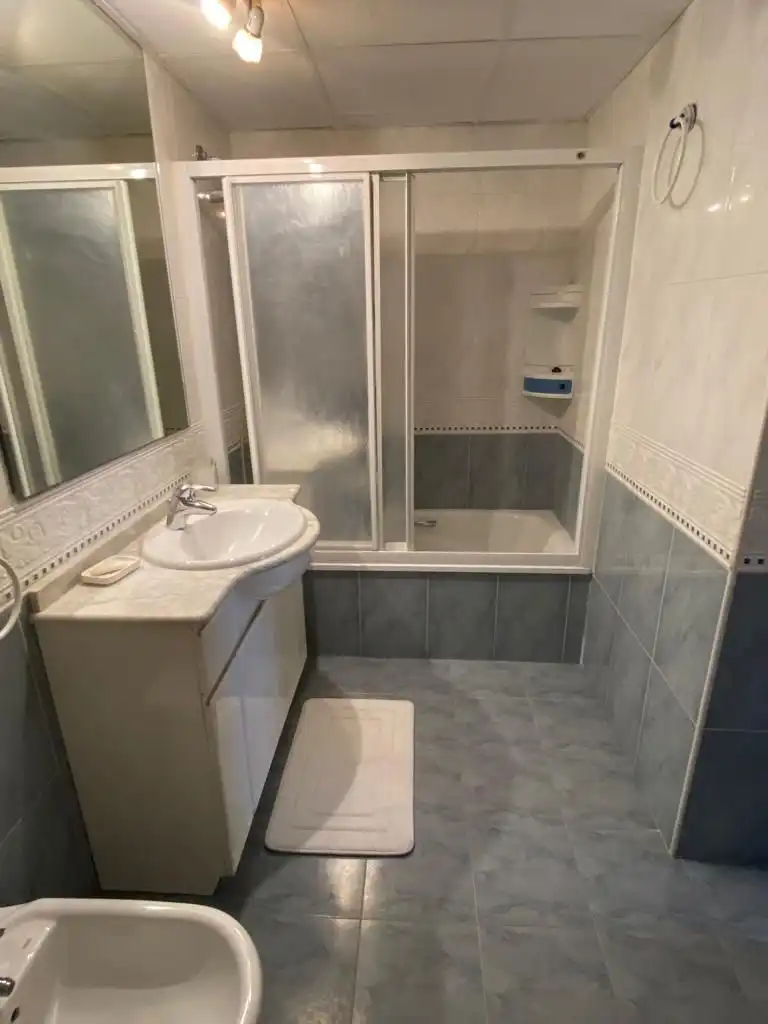 Apartments for rent in Carrer de la Costera, 2, Barrio de Benicalap