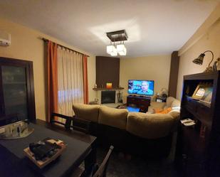 Sala d'estar de Casa o xalet en venda en Úbeda amb Aire condicionat i Parquet