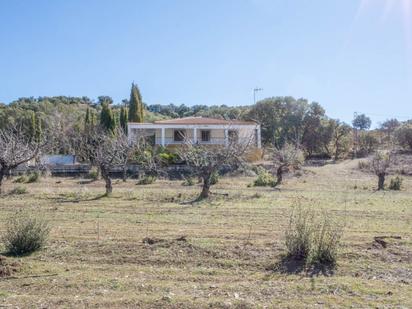 Country house for sale in Iznalloz