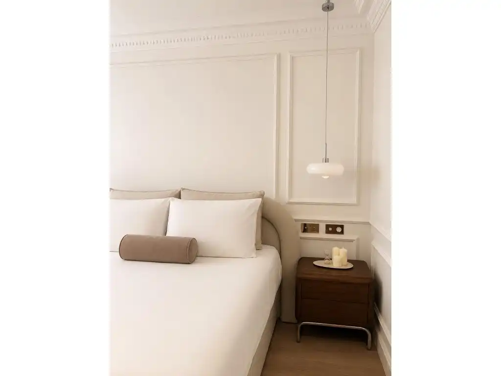 Bedroom of Flat for sale in Madrid  with Air Conditioner, Heating and Oven