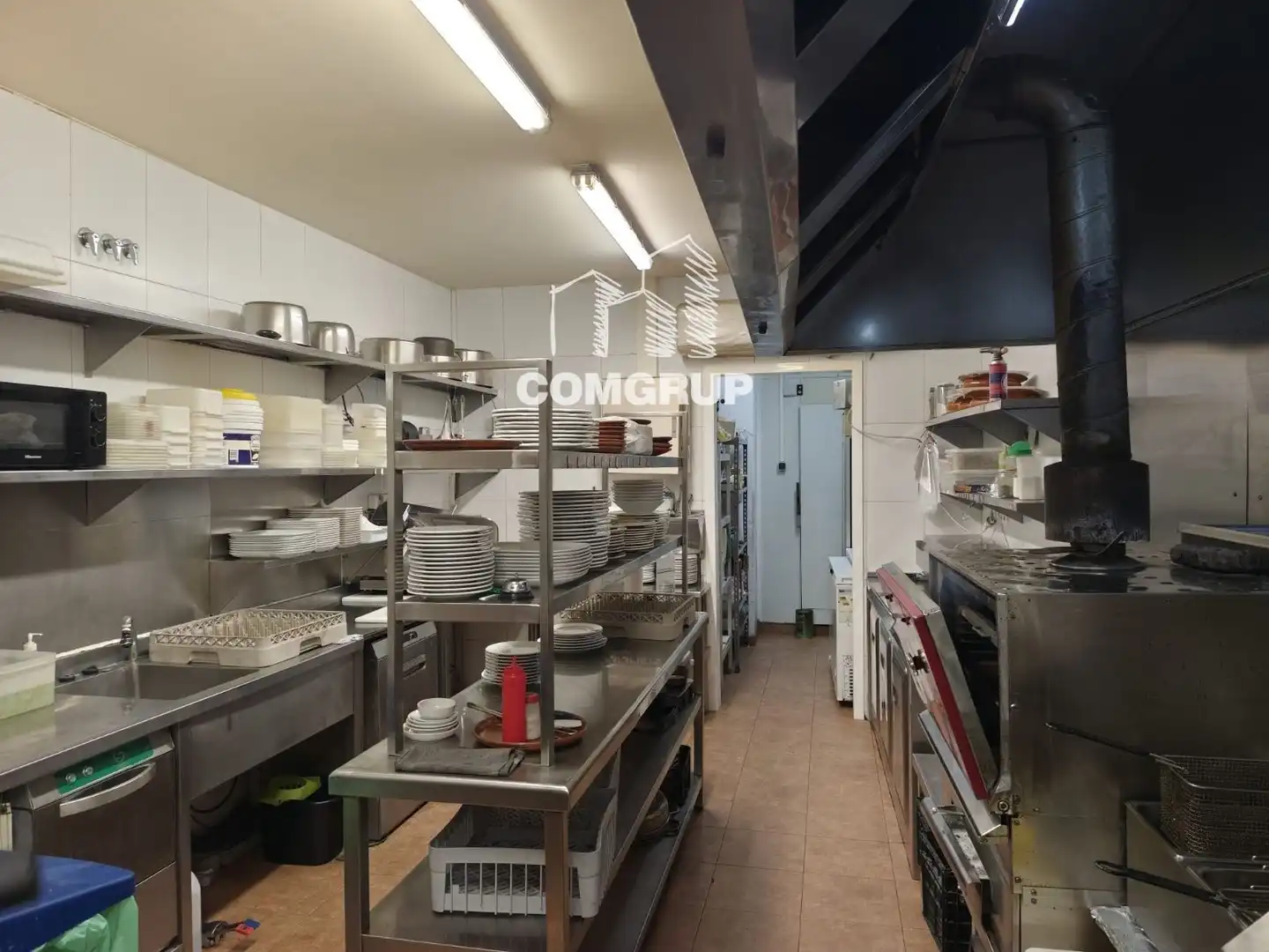 Kitchen of Commercial properties for transfer in Mataró  with Air Conditioner and Internet