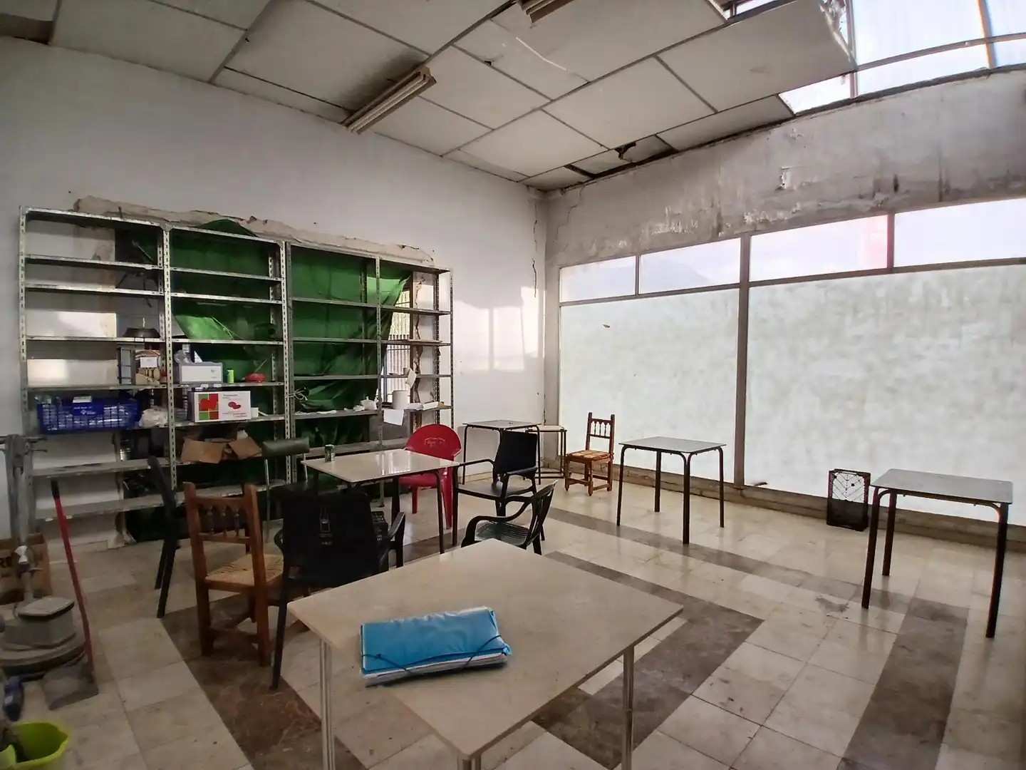 Nave industrial en venta en Algueña
