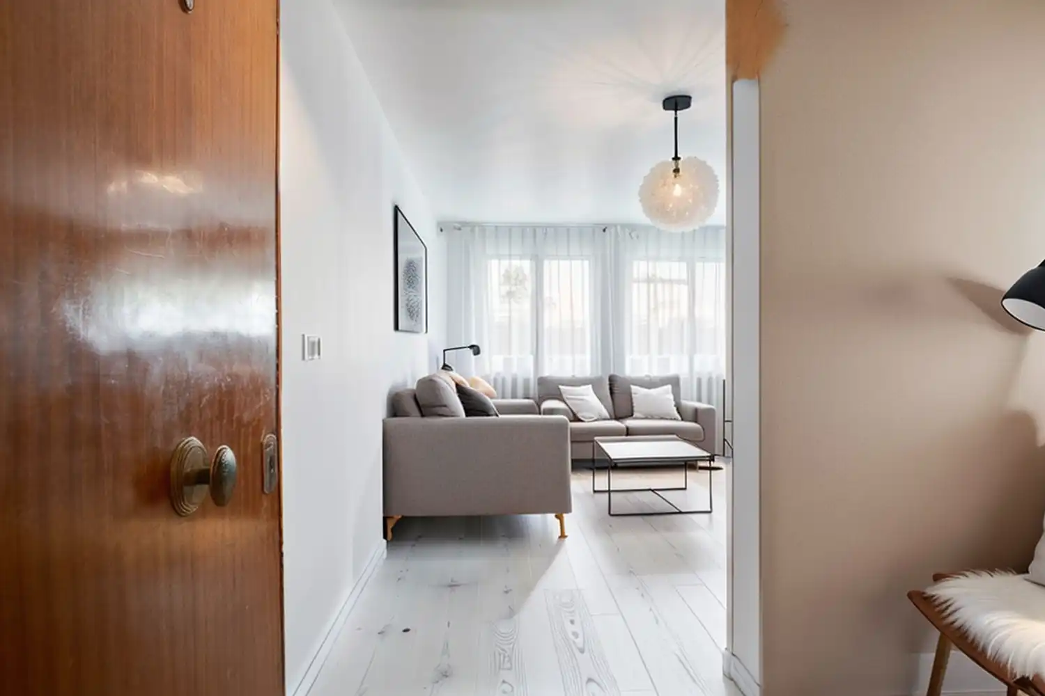 Sala de estar de Piso en venta en L'Hospitalet de Llobregat con Parquet, Amueblado y Internet