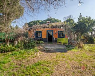 Jardí de Finca rústica en venda en Santa Cruz del Retamar amb Piscina