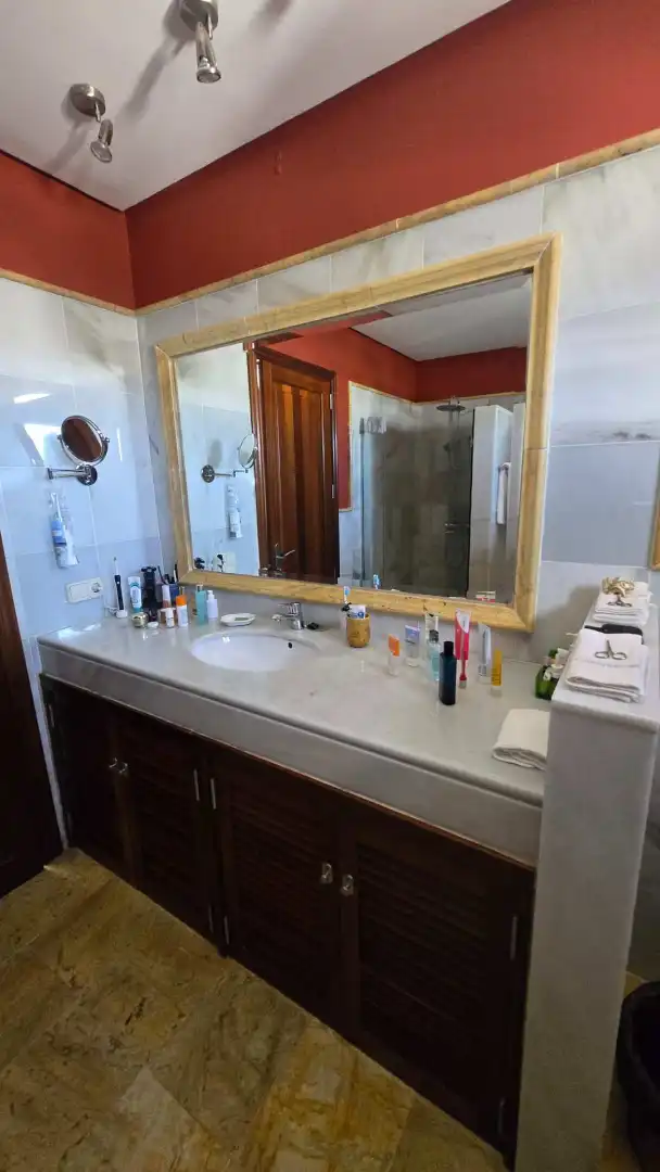 Bany de Casa o xalet en venda en Yaiza amb Jardí privat, Terrassa i Piscina