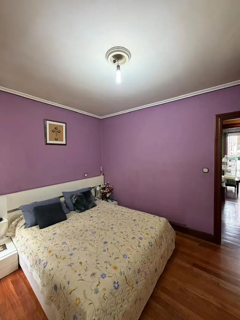 Habitación de Piso en venta en Bilbao  con Calefacción y Balcón