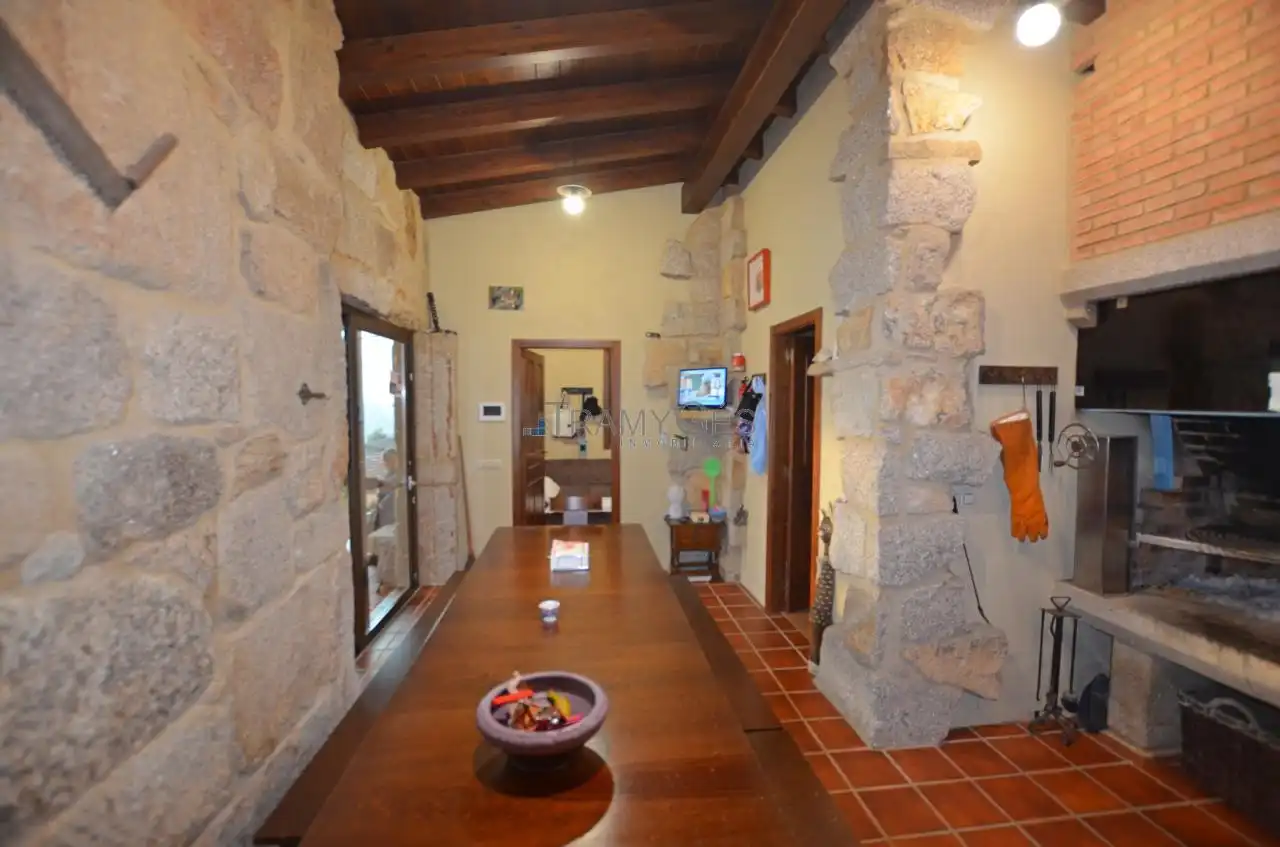 Casa o chalet en venta en Tui con Calefacción, Jardín privado y Terraza