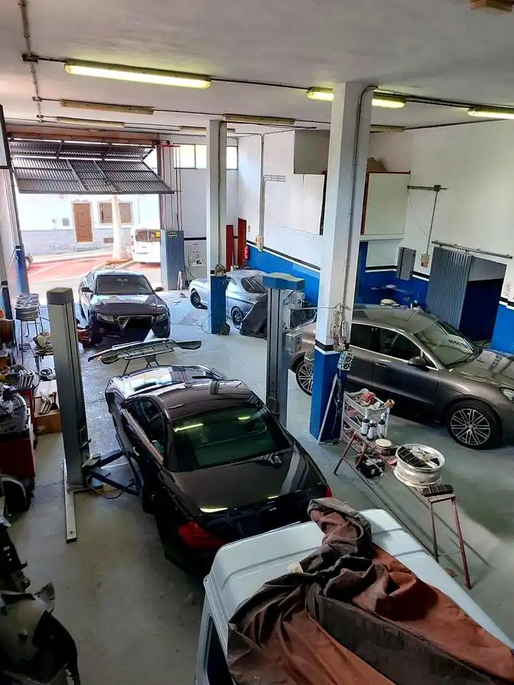 Parking of Commercial properties for sale in Buzanada