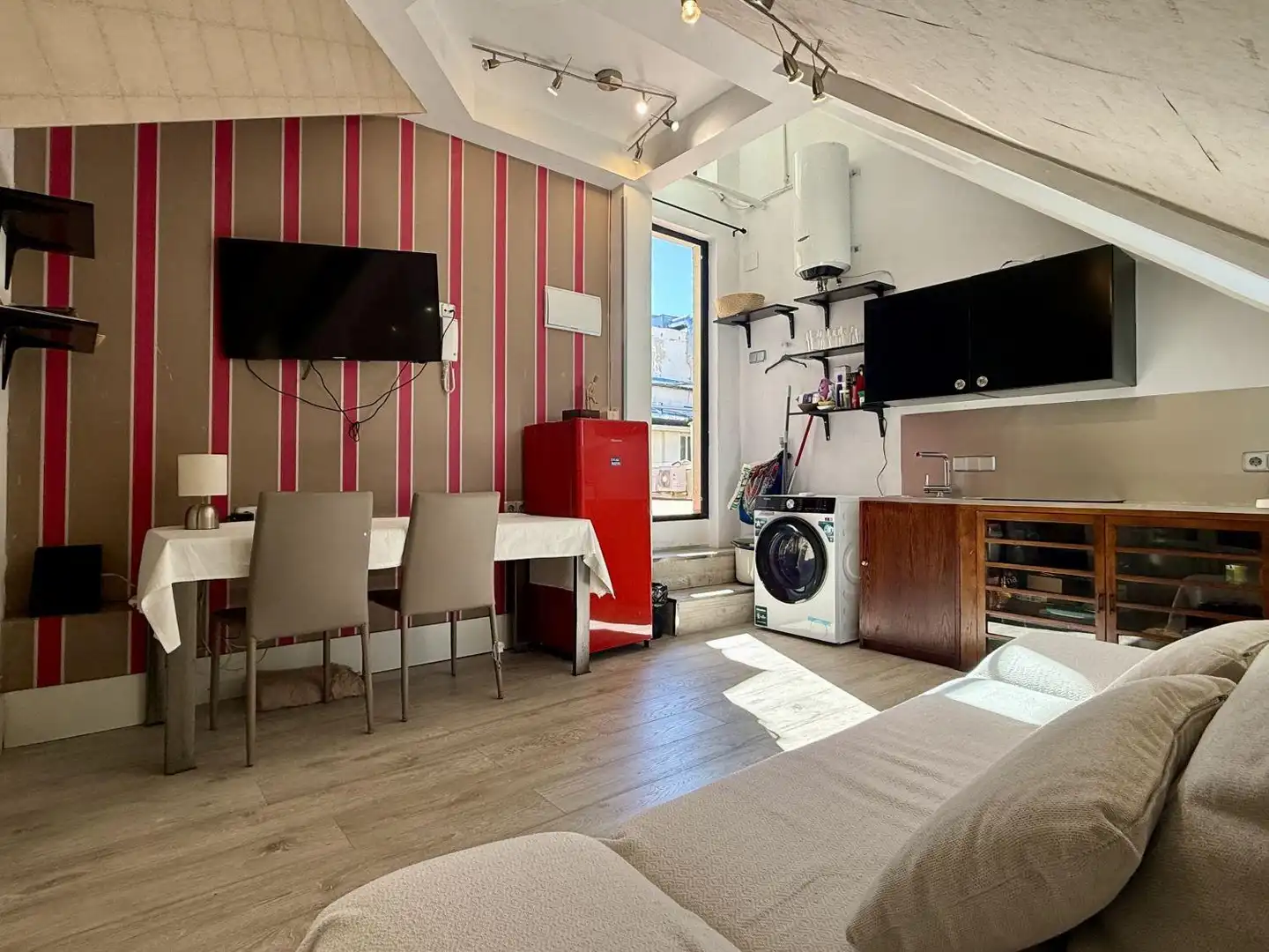 Living room of Study for sale in Madrid  with Air Conditioner, Heating and Terrace
