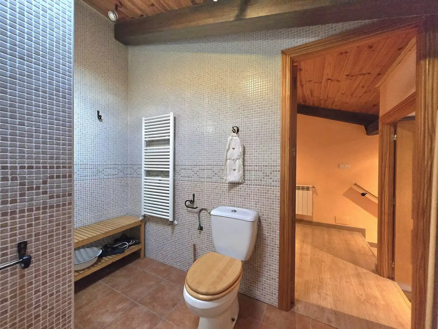 Bathroom of Detached homes for sale in Almonacid de Zorita  with Air Conditioner, Heating and Private garden