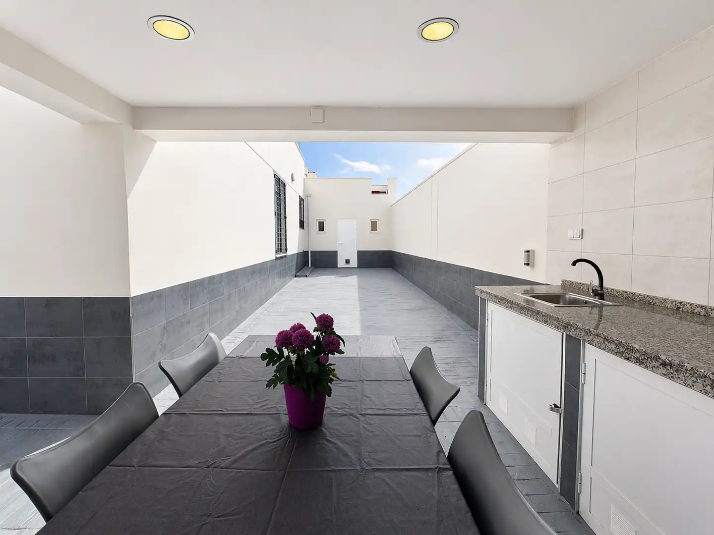Terrassa de Casa o xalet en venda en Torrevieja amb Aire condicionat, Calefacció i Jardí privat
