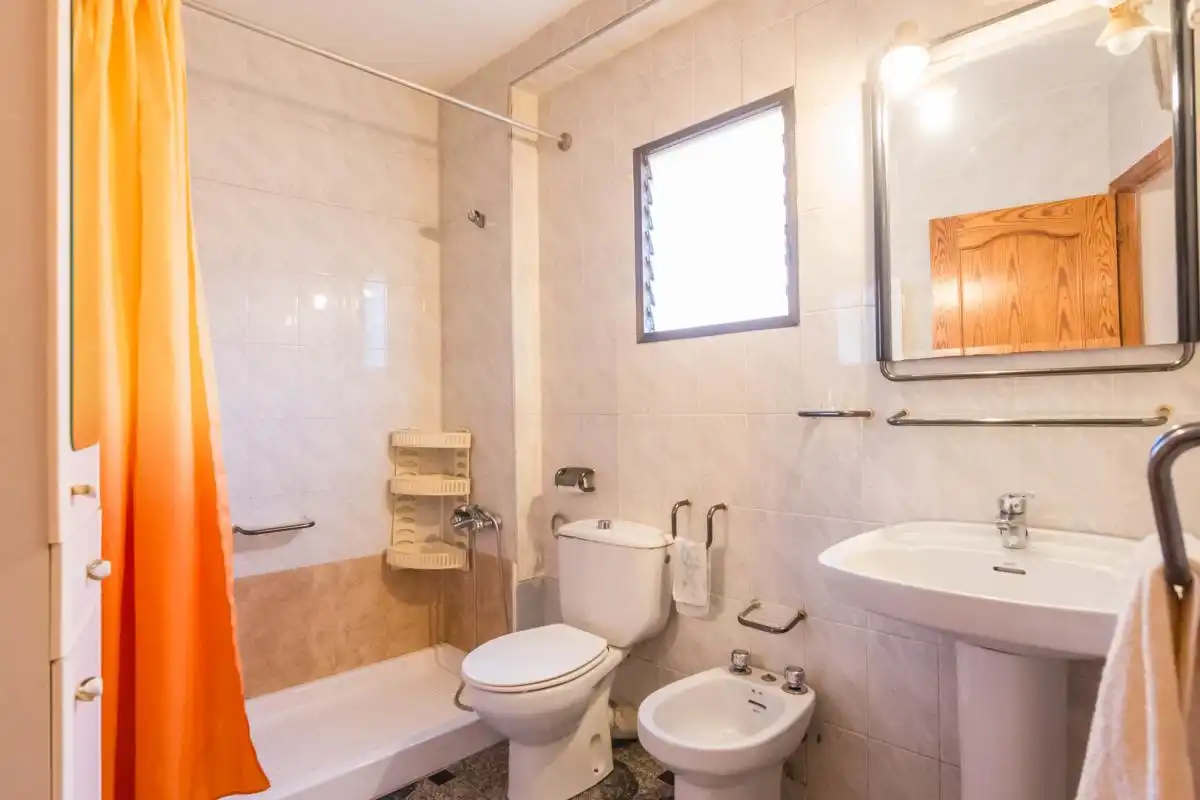 Baño de Casa adosada en venta en Blanca con Calefacción
