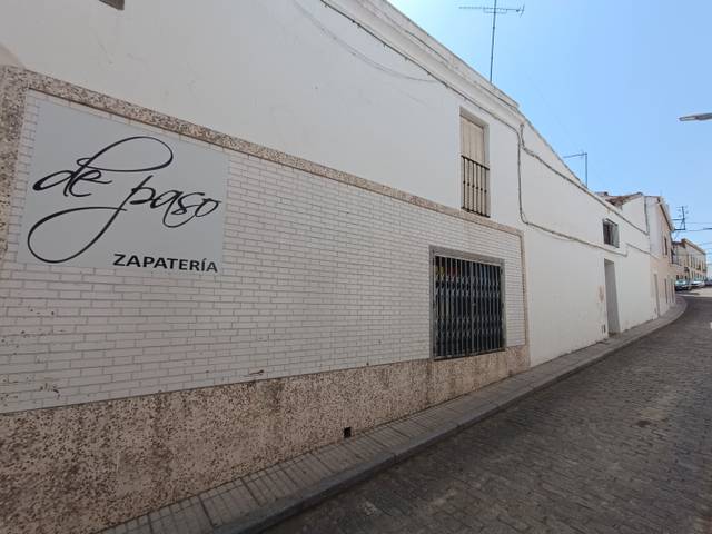 Local comercial en Venta en Calle Monte, 19 en Barcarrota