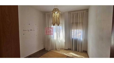 SE VENDE PISO CERCANO A INSTITUTOS Y ZONAS VERDES, imatge 3