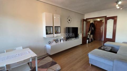 Foto 2 de Piso en venta en Valleaguado - La Cañada, Coslada