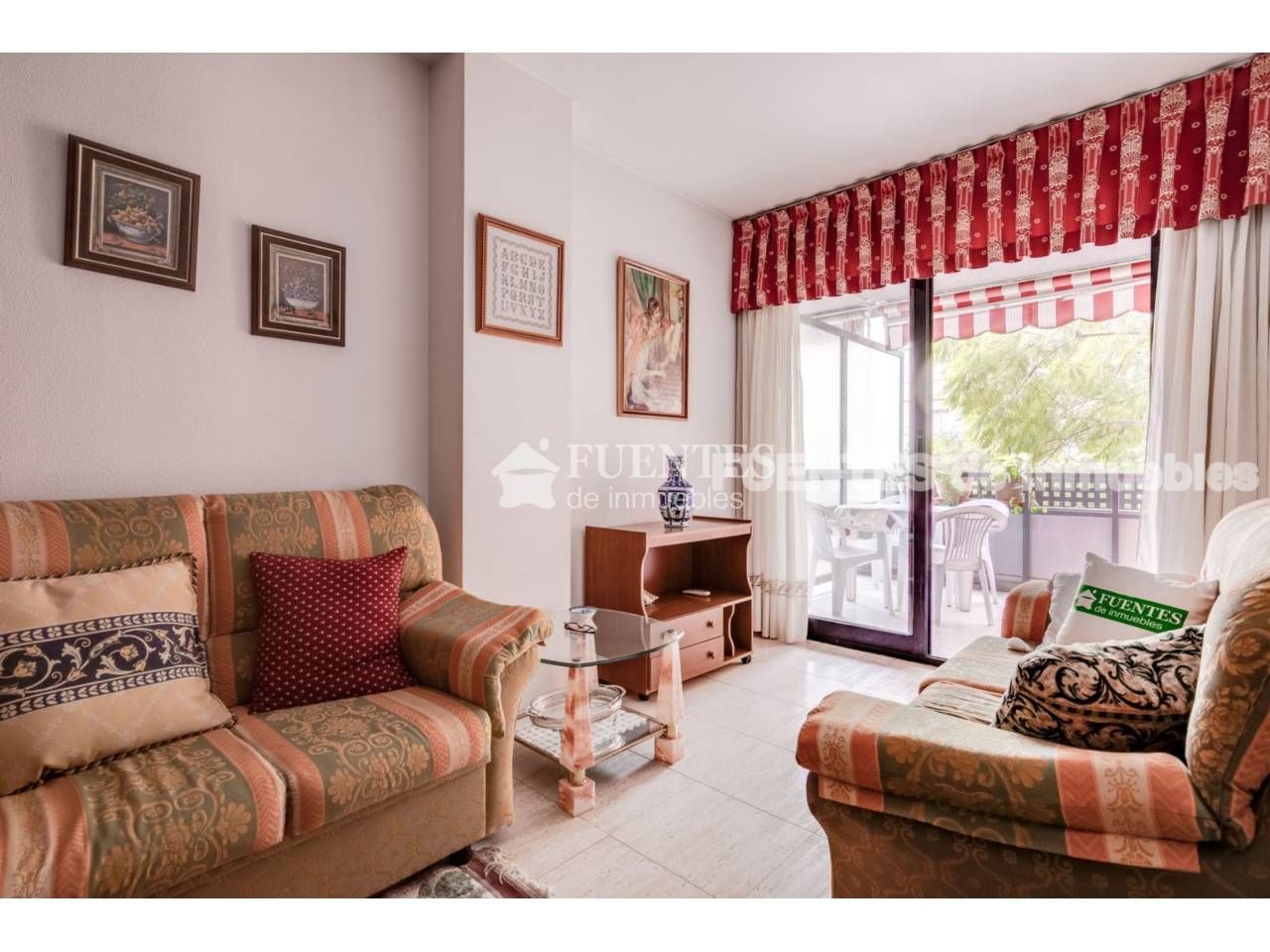 Sala de estar de Piso en venta en Alicante / Alacant con Aire acondicionado, Terraza y Trastero