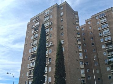 Pis amb ascensor en venda a Calle del Pez Volador