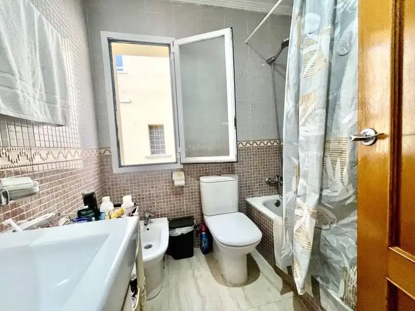 Bathroom of Houses for sale in Calpe / Calp  with Air Conditioner, Heating and Private garden