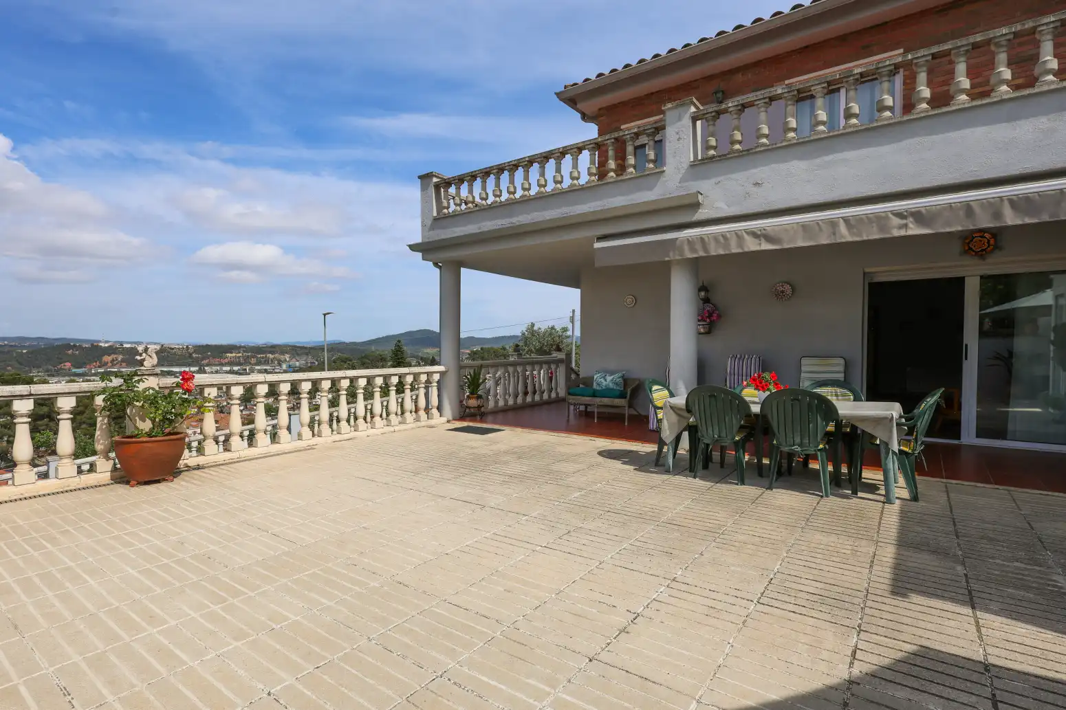 Terraza de Casa o chalet en venta en Sant Andreu de la Barca con Calefacción, Jardín privado y Terraza