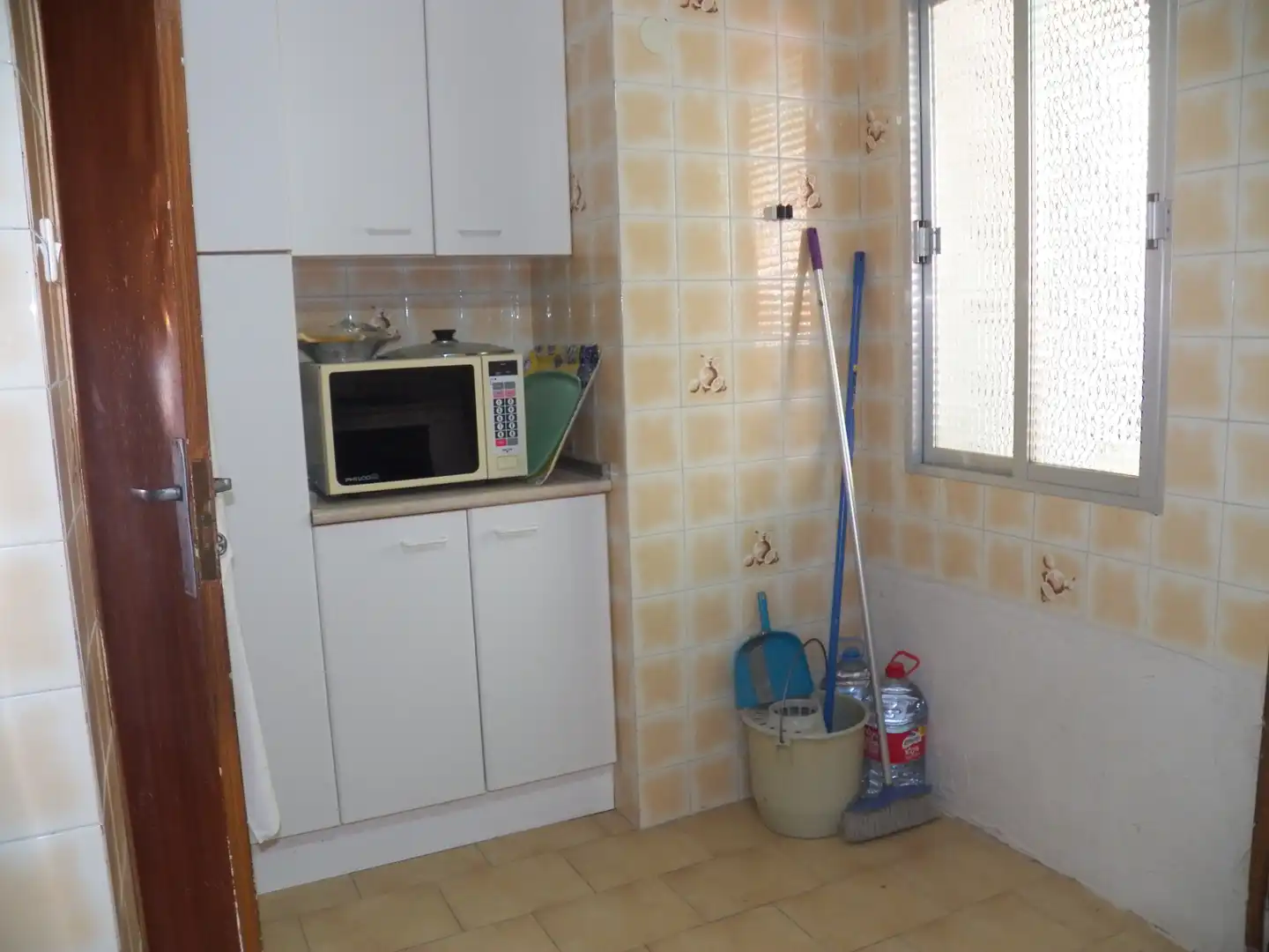 Kitchen of Detached homes for sale in Miraflores de la Sierra  with Private garden and Swimming Pool