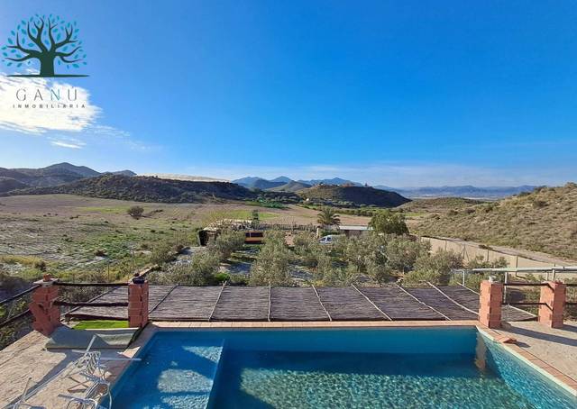 Casa-chalet en Venta en  EL ALGARROBO en Mazarrón Casco Urbano