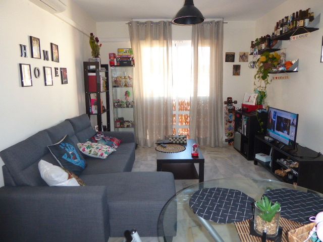 Sala d'estar de Apartament de lloguer en Málaga Capital amb Aire condicionat, Moblat i Rentadora