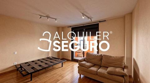 Foto 2 de Estudio de alquiler en De la Sierra Llerena, Delicias, Madrid Capital