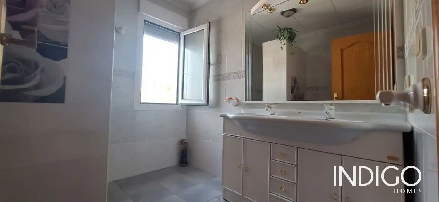 Baño de Casa o chalet en venta en Elche / Elx con Aire acondicionado, Calefacción y Terraza