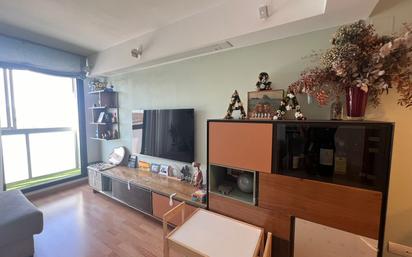 Living room of Flat for sale in  Zaragoza Capital  with Air Conditioner and Terrace