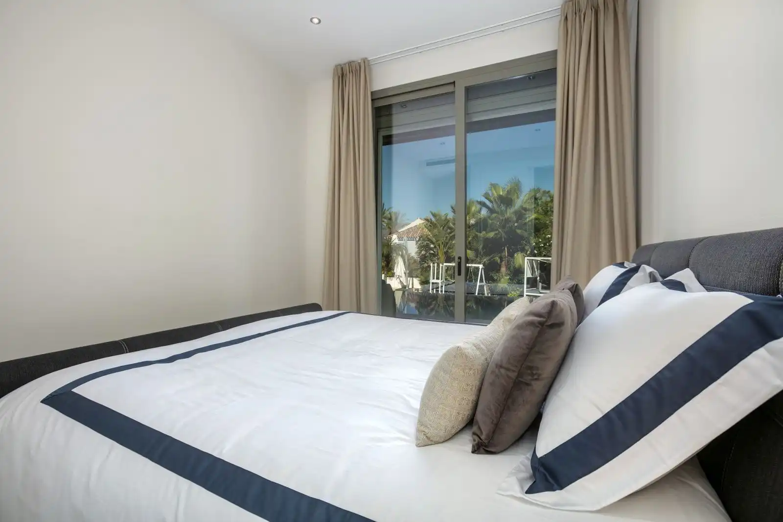 Villa mit Pool zur Miete in Avenida Tomás Pascual 22, imagen 16