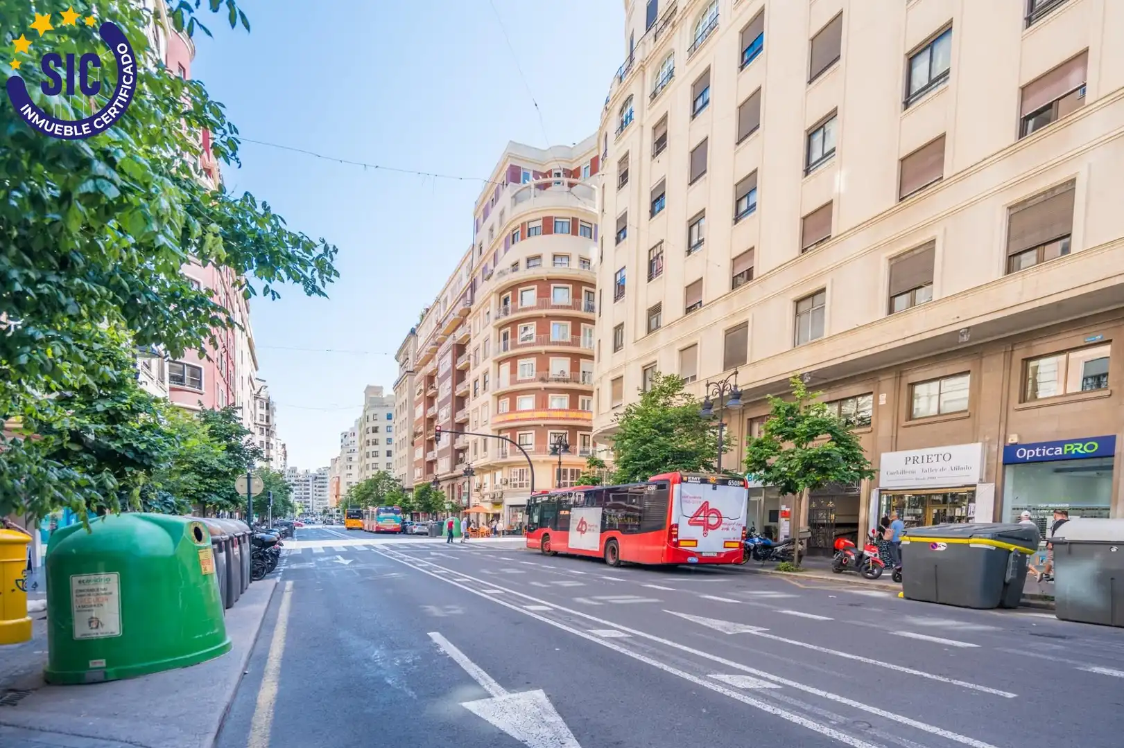 Vista exterior de Piso en venta en Valencia con Calefacción y Parquet