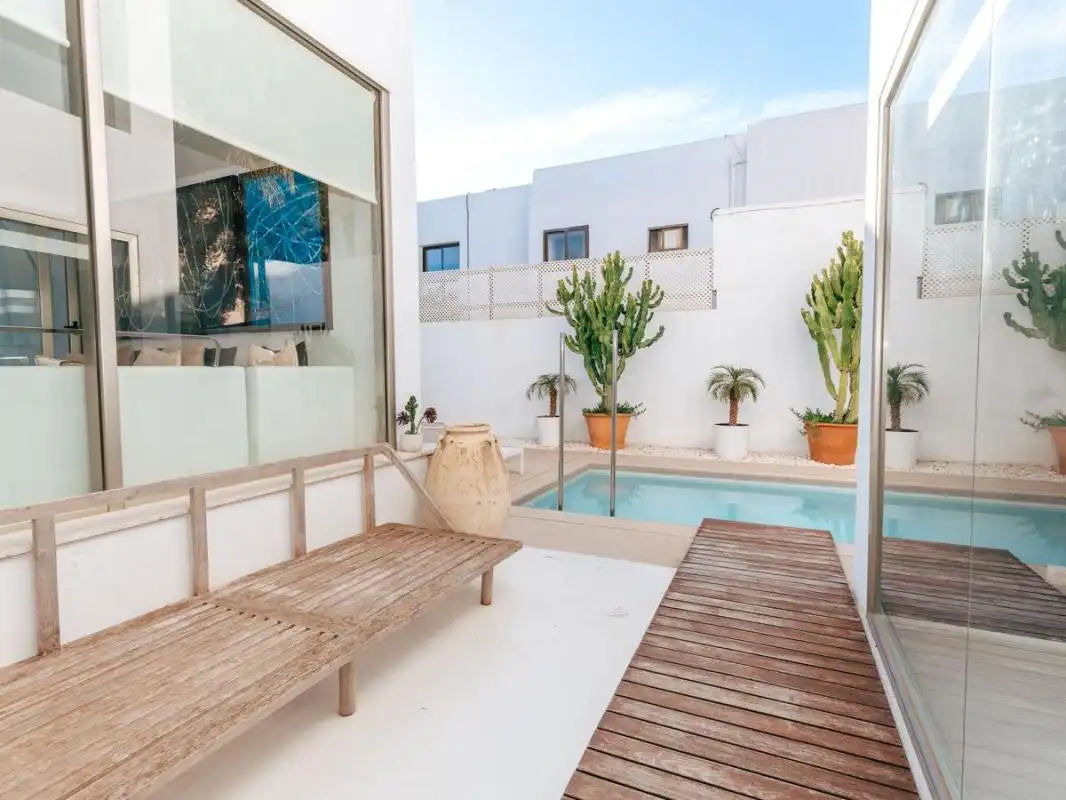 Terraza de Casa adosada en venta en Sant Josep de sa Talaia con Aire acondicionado, Calefacción y Piscina