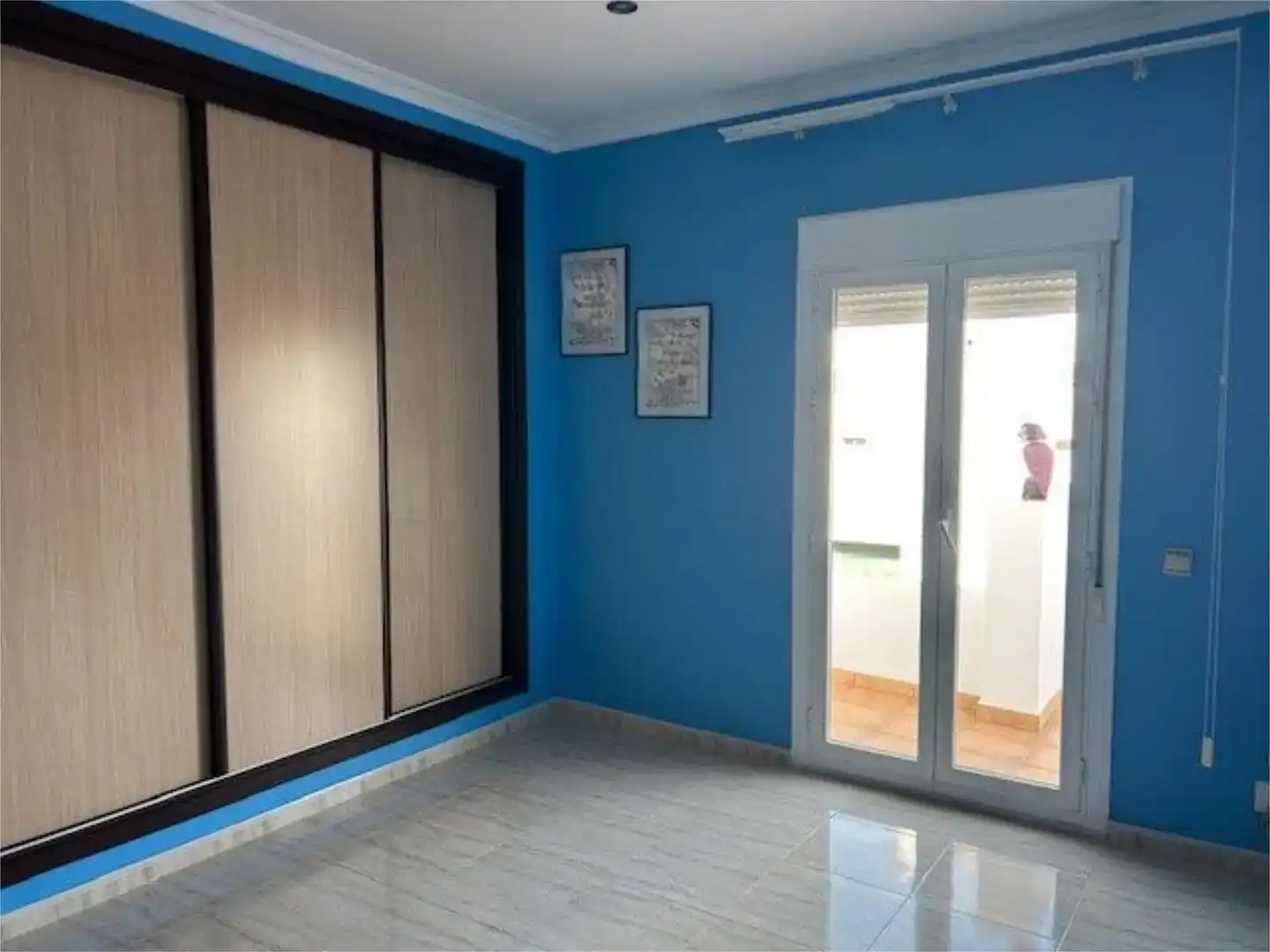 Habitación de Piso en venta en Cantillana con Aire acondicionado y Balcón