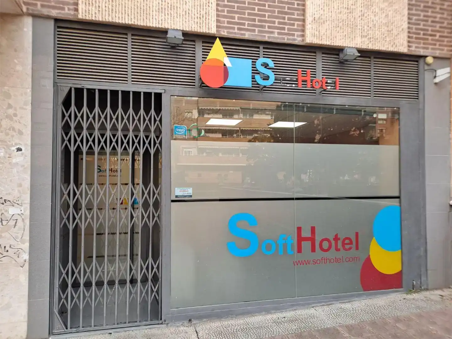 Local en venta en Zaragoza con Aire acondicionado y Amueblado