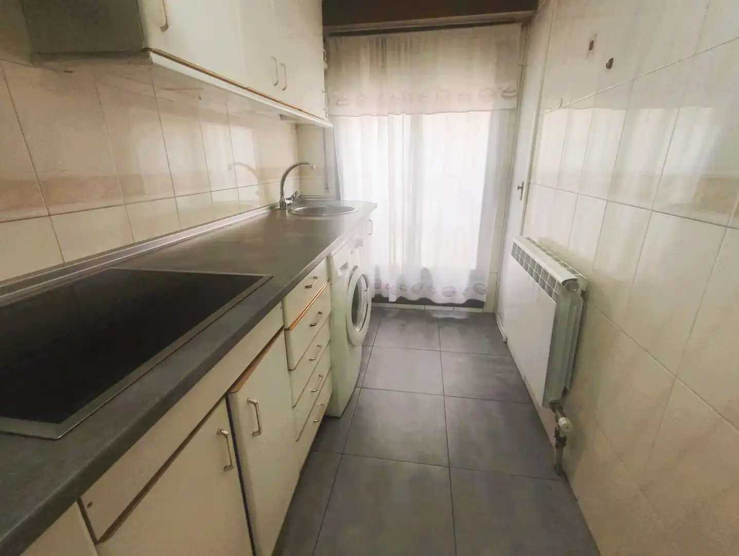 Cuina de Apartament de lloguer en San Bernardo - Carmelitas - Campus