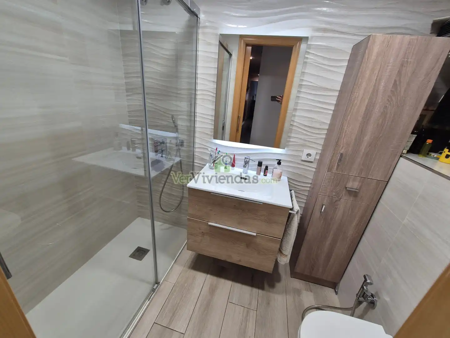 Bathroom of Flat for sale in Cervelló  with Heating, Oven and Microwave