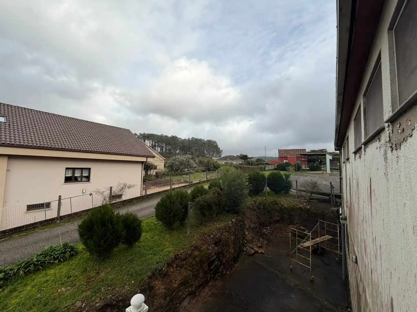 Fabrikhallen zur Miete in Rianxo