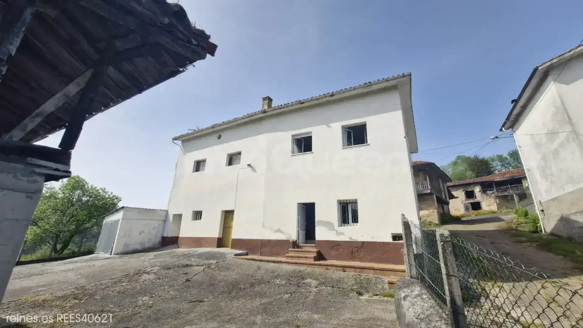 Haus oder Chalet zum Verkauf in N/A, Nava