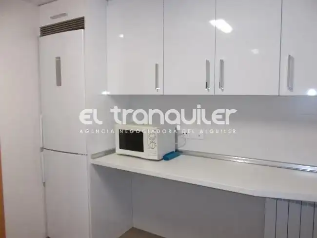 Cuina de Pis de lloguer en Pinto amb Aire condicionat, Terrassa i Traster