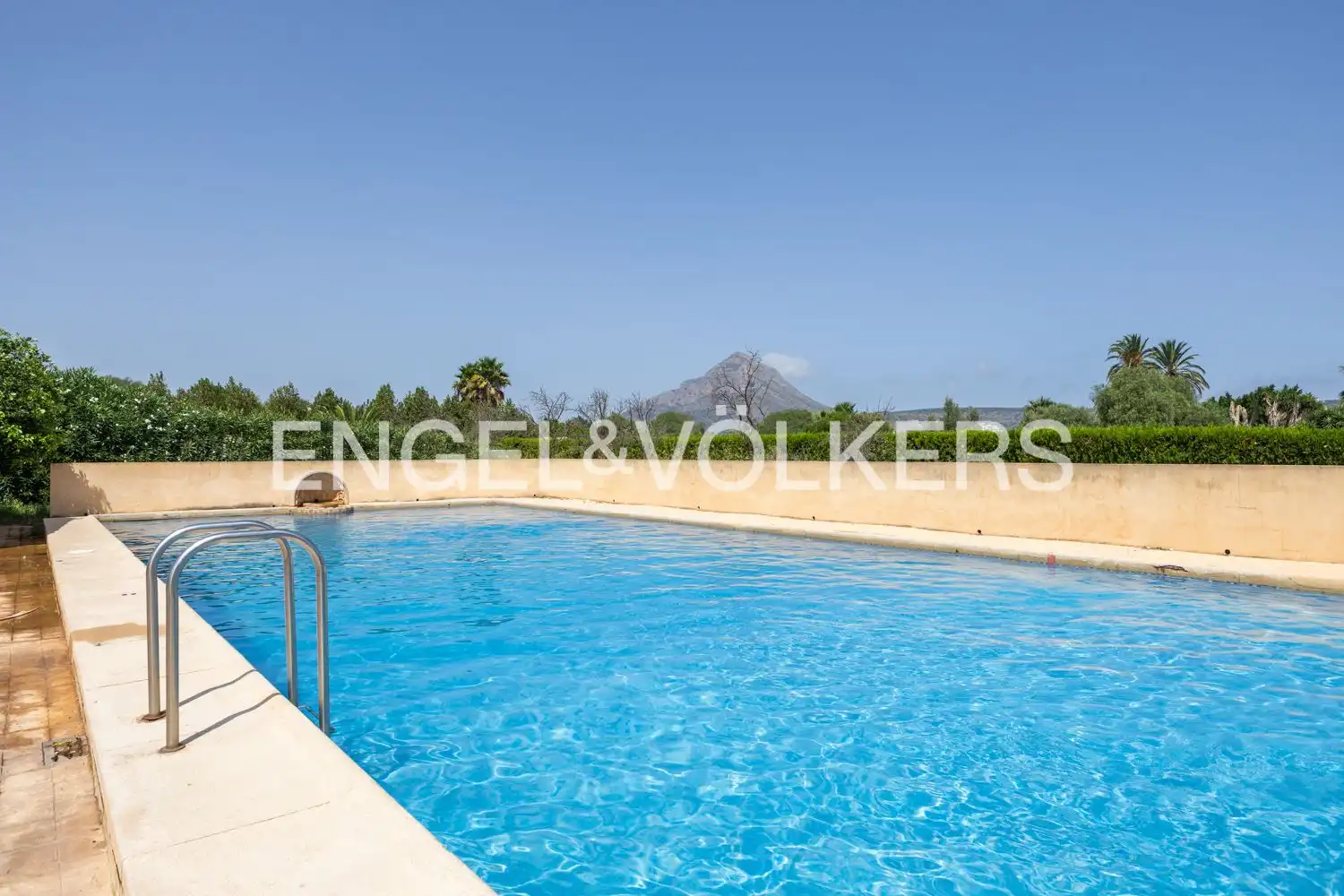 Piscina de Casa o xalet en venda en Jávea / Xàbia amb Aire condicionat, Calefacció i Jardí privat