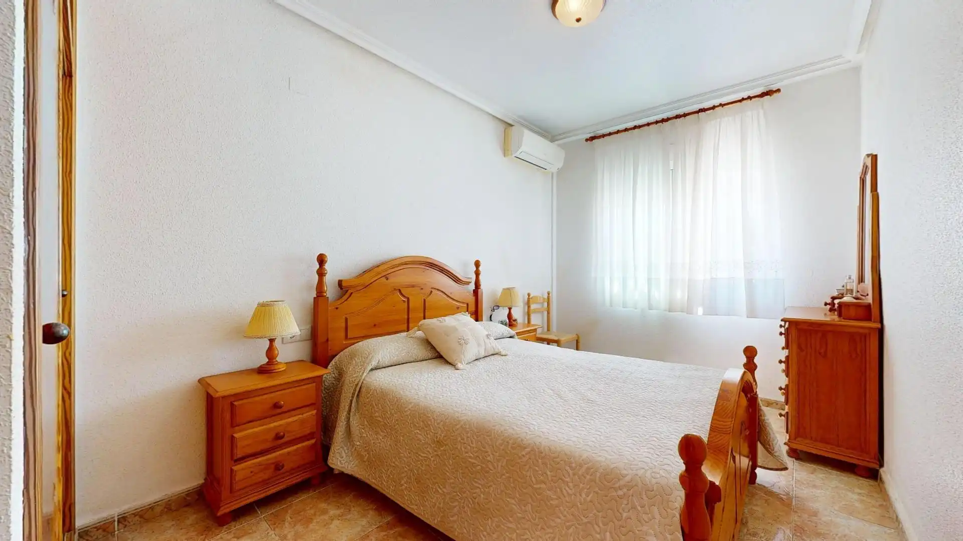 Habitación de Casa adosada en venta en Pilar de la Horadada con Aire acondicionado, Jardín privado y Terraza
