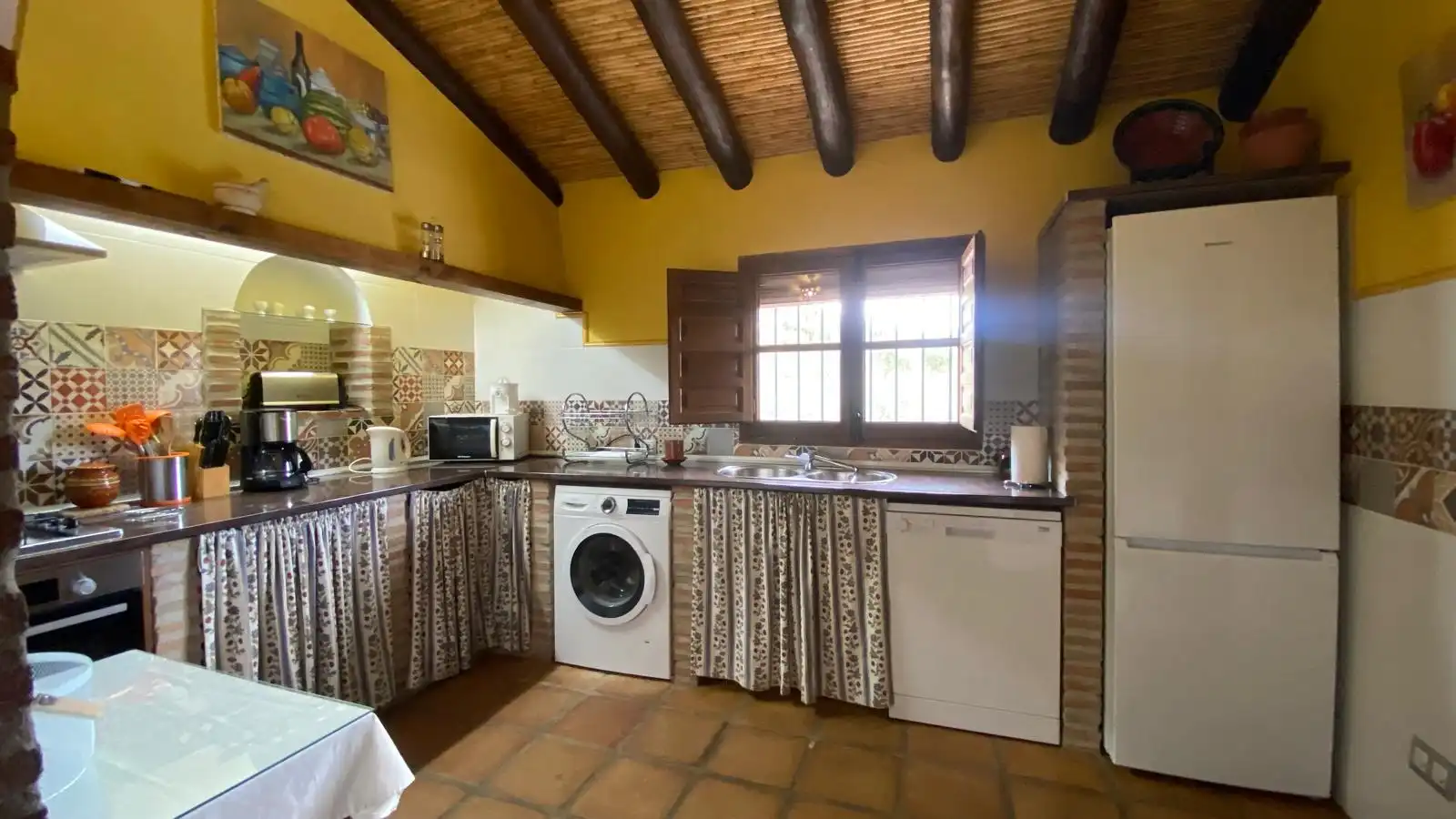 Kitchen of Houses for sale in Guaro  with Air Conditioner, Heating and Private garden