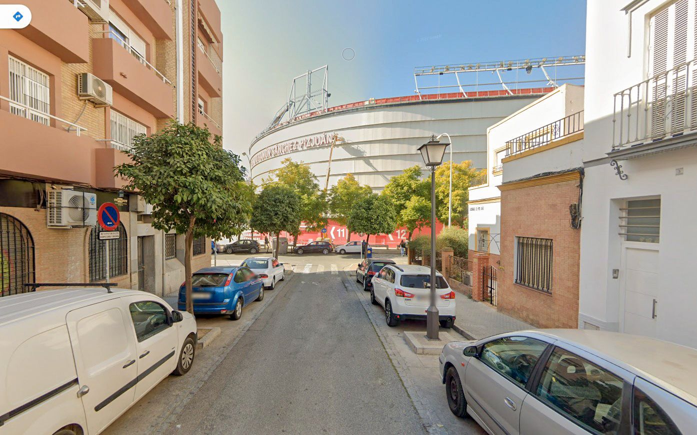 Vista exterior de Casa o xalet de lloguer en  Sevilla Capital amb Aire condicionat, Terrassa i Traster