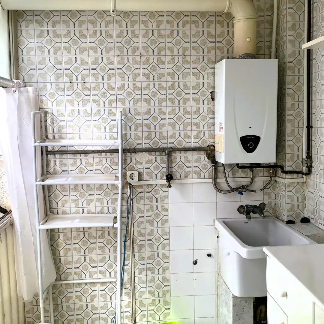 Bany de Apartament en venda en Mataró amb Aire condicionat, Terrassa i Traster