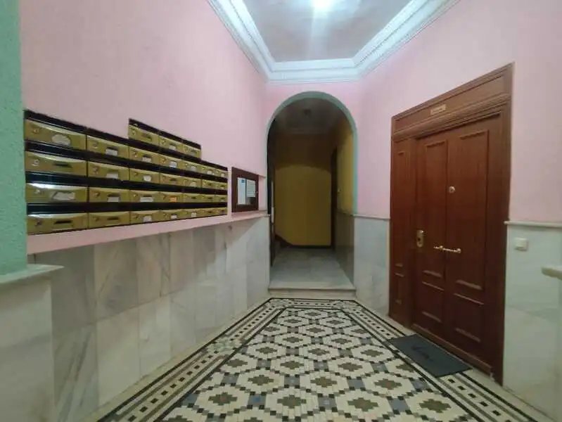 Piso en venta en  Madrid Capital con Aire acondicionado y Amueblado