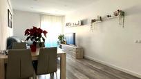 Living room of Flat for sale in El Prat de Llobregat  with Heating, Parquet flooring and Terrace