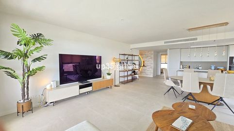 Foto 5 de Apartamento en venta en La Concha - Resina Golf, Estepona