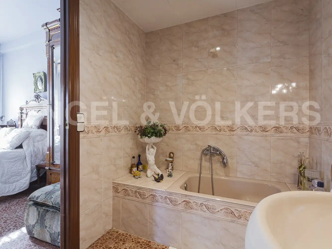 Baño de Piso en venta en Barcelona con Calefacción