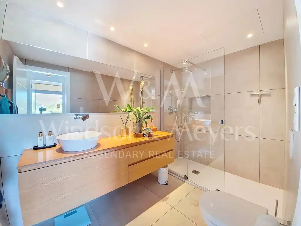 Bathroom of Flat for sale in Sant Josep de sa Talaia  with Air Conditioner, Furnished and Oven