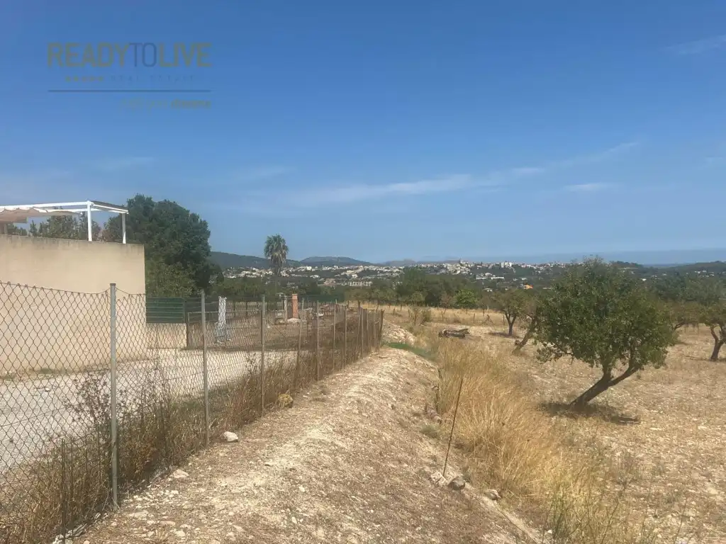 Finca rústica en venda en Selva amb Jardí privat